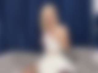 Live cam show with MarhtaNugent - Mustache on TeamSkeetLive