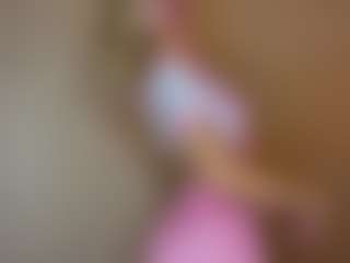 Live cam show with MarhtaNugent - Blowjob on iamadamtest123.com