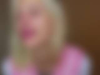 MarhtaNugent's Live Sex Cam Show