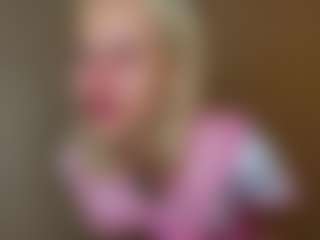 MarhtaNugent's Live Sex Cam Show