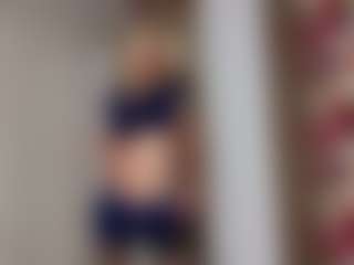 Pokaz na żywo z MarhtaNugent - Sexting na Camsoda