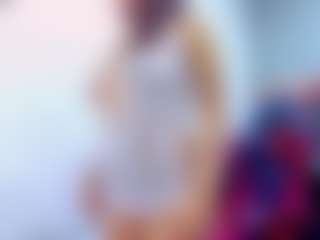 Live cam show with meganjamess - Tease Brown Hair on Camsoda
