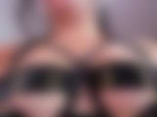 Mia-Wils's Live Sex Cam Show
