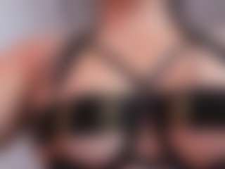 Mia-Wils's Live Sex Cam Show