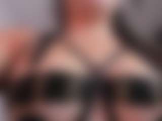 Mia-Wils's Live Sex Cam Show