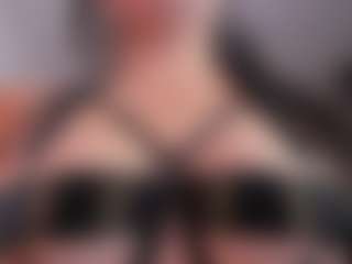 Mia-Wils's Live Sex Cam Show