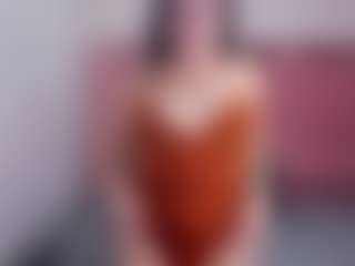 Live cam show with Mia-Wils - New Squirt on Camsoda