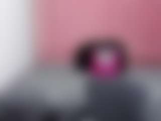 Live cam show with Mia-Wils - Domination on Camsoda
