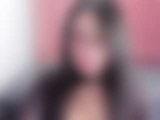 Live cam show with Mia-Wils - Full Nudity on madthumbs