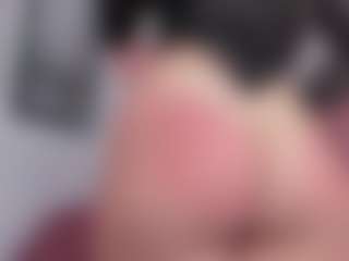 Live cam show with Mia-Wils - Full Nudity on madthumbs