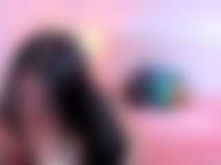 Live cam show with Mia-Wils - Green Eyes on madthumbs