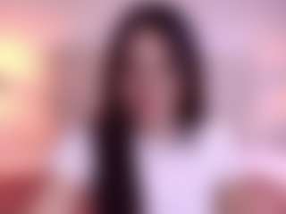Live cam show with Mia-Wils - Green Eyes on madthumbs