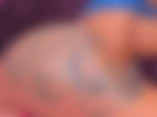 Live cam show with Rileynoxx - Full Nudity on Camsoda