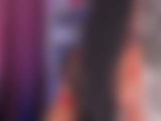 Rileynoxx MILF webcam performer live streaming