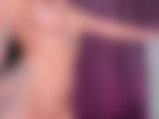 Live cam show with Rileynoxx - Thick on Camsoda