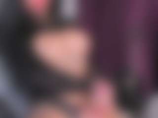 Live cam show with Rileynoxx - Nipple Piercings on crypto-cams