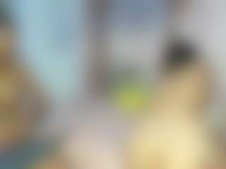 Live cam show with roosalysmitth - New Brown Eyes on parknlotfishbdy