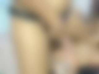 roosalysmitth's Live Sex Cam Show