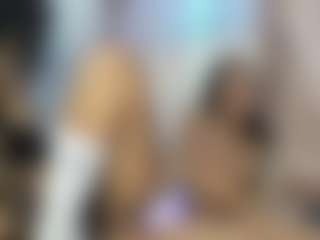 Live cam show with roosalysmitth - Young Adult on UwU Esports