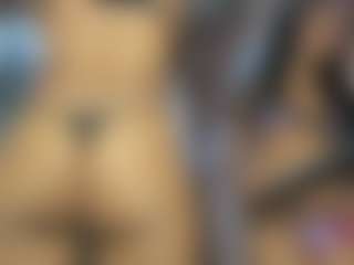 Live cam show with roosalysmitth - New Brown Eyes on Camsoda