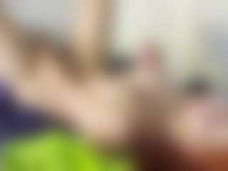 RoseandViktor's Live Sex Cam Show