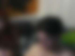 RoseandViktor's Live Sex Cam Show