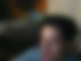 Spettacolo in cam dal vivo con RoseandViktor - Big Tits su Camsoda
