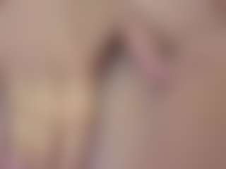 Roxxane-Doll's Live Sex Cam Show