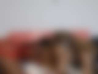 Live cam show with zalntae - Bedroom MILF on studioflirtlive.com