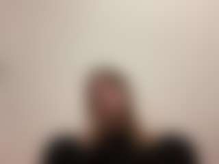 AlenaRoadarmel's Live Sex Cam Show