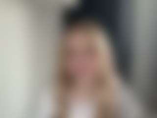 AndreaMordeci's Live Sex Cam Show