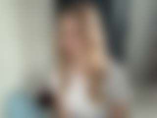 Live cam show with AndreaMordeci - Flashing on xxxlivecams.org