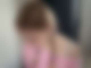 Live cam show with AndreaMordeci - Smoking on Camsoda