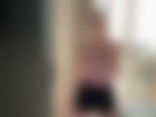 AndreaMordeci's Live Sex Cam Show