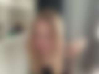 AndreaMordeci's Live Sex Cam Show