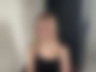 AndreaMordeci's Live Sex Cam Show