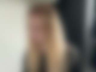 Live cam show with AndreaMordeci - Smoking on Camsoda