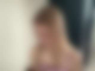 Live cam show with AndreaMordeci - College on Dolls Live