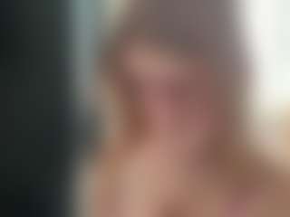 Live cam show with AndreaMordeci - Smoking on Camsoda Late Night