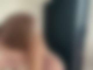 Live cam show with AndreaMordeci - Smoking on SinfulBabes
