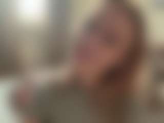 Live cam show with AndreaMordeci - Bikini on Strip Flash - Live Sex Shows