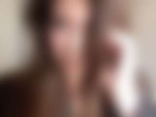 Live cam show with Lora - New Big Ass on StripNow