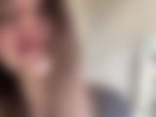 Live cam show with Lora - Oil on Camsoda