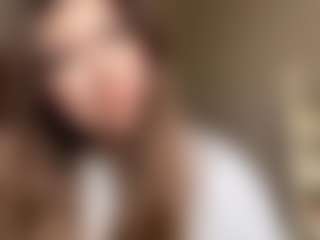 Lora's Live Sex Cam Show