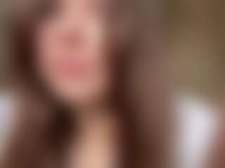 Live cam show with Lora - Strip on Camsoda