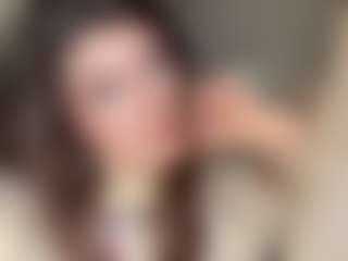 Live cam show with Lora - Public on Camsoda