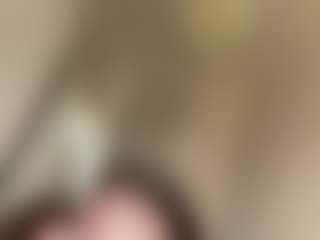 Lora's Live Sex Cam Show