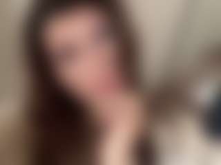 Live cam show with Lora - BBW College on AdultVida.com