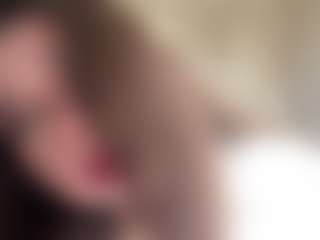 Live cam show with Lora - New Bedroom on Camsoda