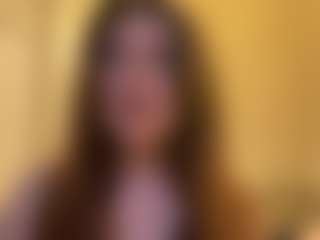 Live cam show with Lora - Green Eyes on sexylive.show